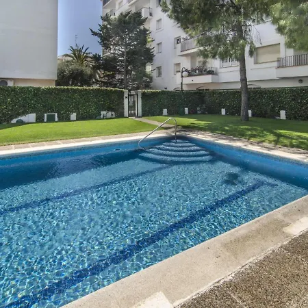 Apartman Spaces Oasis Suites- 4 Bedroom, 4 Ensuite Bathrooms, Terrace, Pool, Centre Sitges