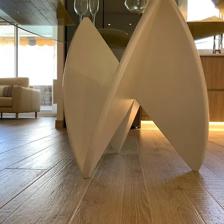 Apartman Spaces Oasis Suites- 4 Bedroom, 4 Ensuite Bathrooms, Terrace, Pool, Centre Sitges