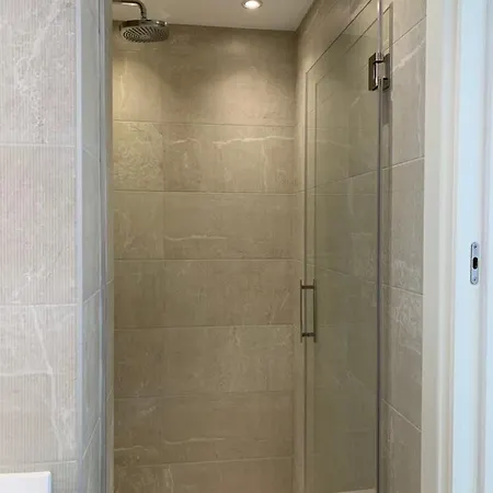 Spaces Oasis Suites- 4 Bedroom, 4 Ensuite Bathrooms, Terrace, Pool, Centre Apartmán Sitges